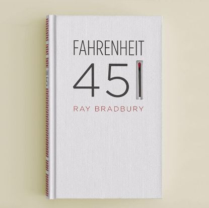 Fahrenheit 451 by Ray Bradbury এর ছবি